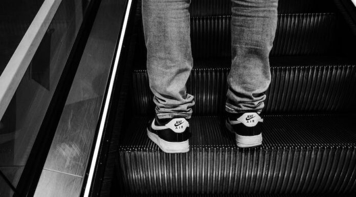 Czego nie kupować przed narodzinami dziecka? Kiedy nie zakładać firmy?