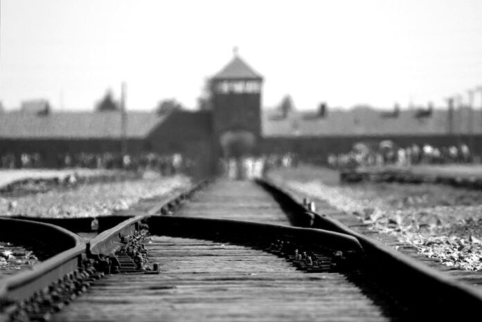 Jaka jest różnica między Auschwitz a Birkenau?